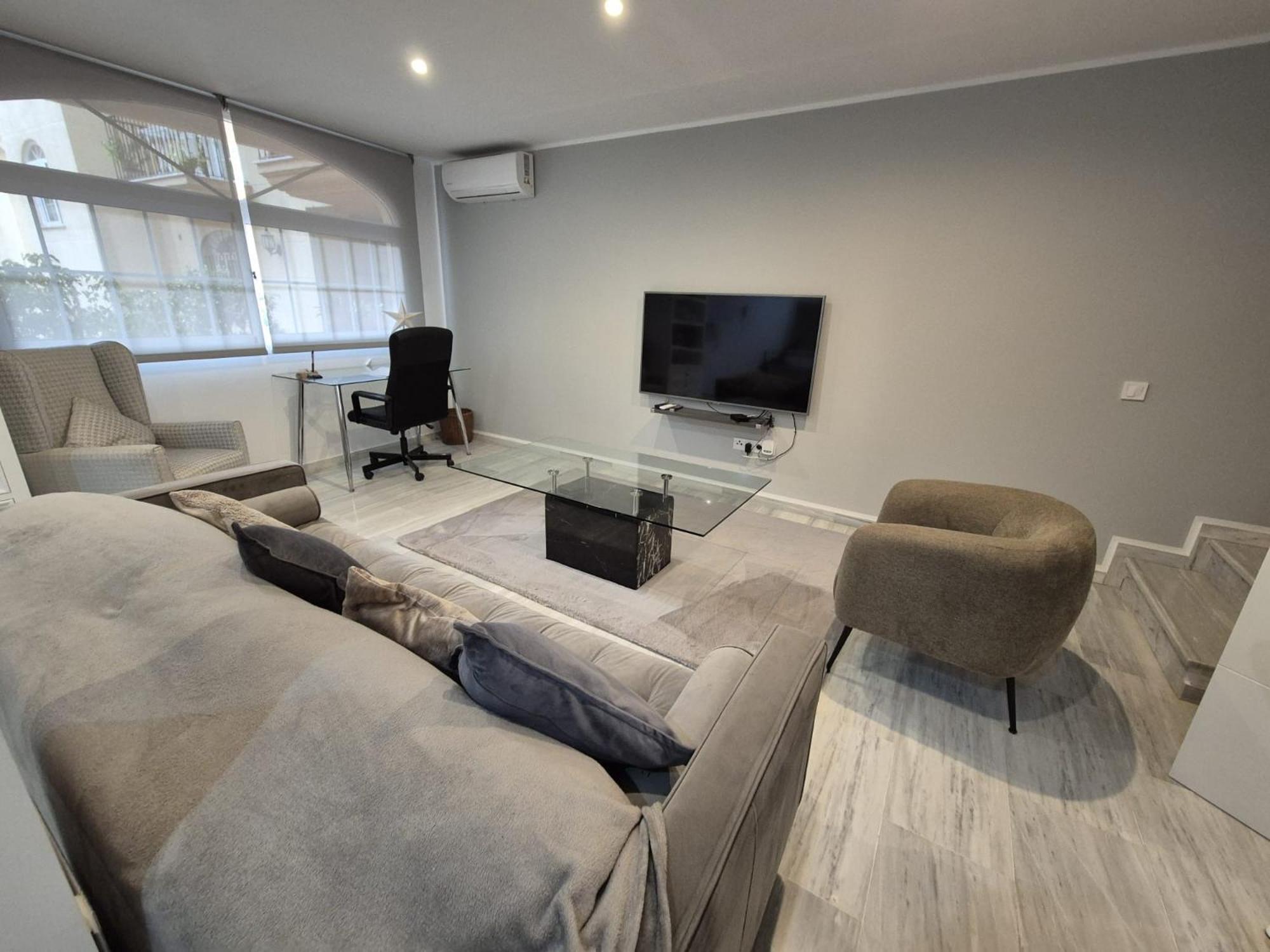 Luxurious Three Bedroom Duplex Apt Close To Beach Fuengirola Eksteriør billede